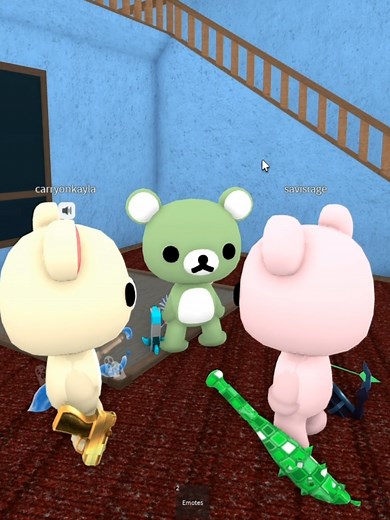 Exploring Roblox with Friends and Small Avatars