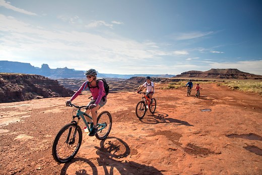 White Rim Trail | Canyonlands National Park | 4-Day Tour
