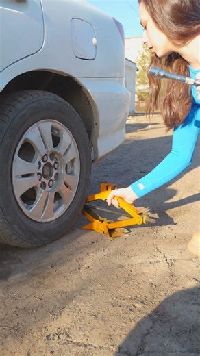 Astuce Épique pour Réveiller Votre Journée ! 🚗✨