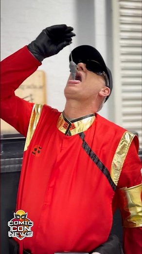 Visitor Alien cosplay from V (1983) #shorts #alien #aliens #visitors #v1983