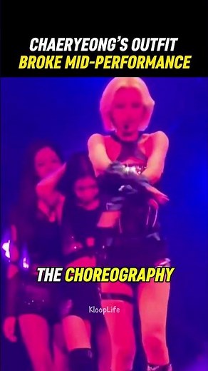 Chaeryeong’s Outfit Broke Mid-Performance. #kpop #chaeryeong