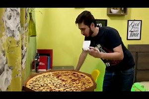 #thebigpizza #biggestpizza #pizzaparty #pizzadeal #pizzachallenge | The Big Pizza