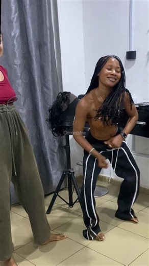 Unique Dance Steps Inspired by Beauty Queen