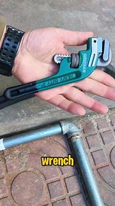 196K views · 1.8K reactions | How to easily create internal threads in plastic pipes_ #plumbingtech #plumber #viral #reels #videos | The Simple DIY | Facebook