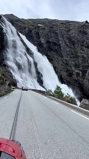 #Nature #BeautifulPakistan #Hunza #Gilgit | 𝐄𝐱𝐩𝐥𝐨𝐫𝐢𝐚 𝐇𝐮𝐧𝐳𝐚 𝐏𝐚𝐤𝐢𝐬𝐭𝐚𝐧