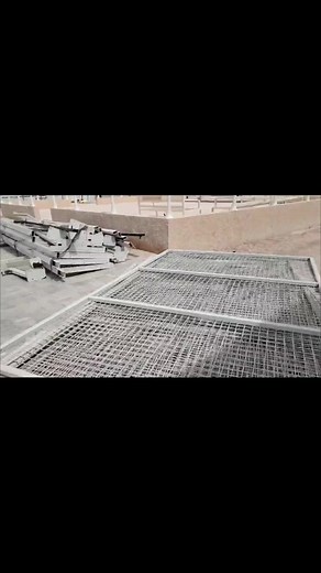 giving life to an old court😄#padel #padelvideos #padeltime #padeltennis