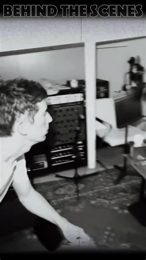 Rare behind-the-scenes footage of Madonna recording “La Bambola” during the Confessions II sessions. ❤️ #Madonna #Confessions2 #Bambola #MadonnaWorldItalia #behindthescenes