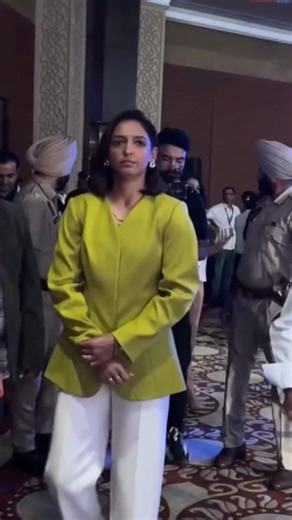 indian Women team Captain harmanpreet Kaur short video #harmanpreetkaur #cricket #cricketlover