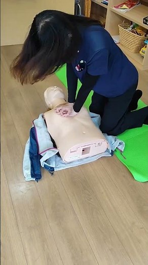 いざという時のために。AED講習を社内で実施しました！ #AED ＃講習 ＃交野市 #救命