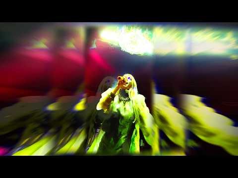 Oda — Live Among the Audience at a Fashion Event — Vienna | Natalya Myrna