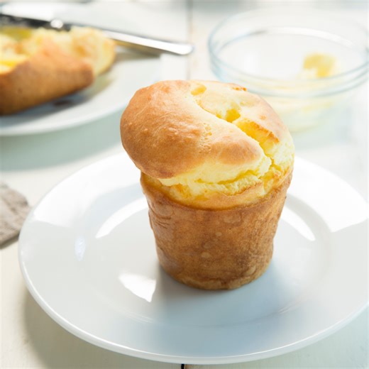 Make Gluten Free Popovers that come out perfect every single time. All you need are 5 basic pantry ingredients and the right recipe. And here's a video to prove it! (see profile for details) For recipe instructions, ingredients and substitutions, head over to the post: https://glutenfreeonashoestring.com/gluten-free-popovers-recipe/ #pastryrecipes #glutenfreebread #glutenfreeeats #glutenfreerecipe #popoverrecipe #glutenfreesidedish | Gluten Free on a Shoestring