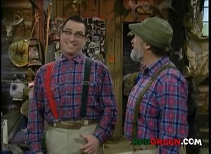 The Red Green Show Ep. 174 "Mad About You" (1998 Season) To own this on DVD, visit redgreenshop.com Harold teaches Red about anger management. Red shows us how to re-cane a chair with garden hose. Bill tries a mountain bike. Special Guests - Bob Bainborough, Jeff Lumby, Peter Keleghan. | Digital Voice Marketing