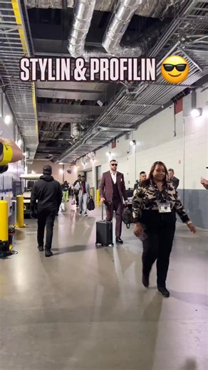 Travis Kelce has entered MetLife. | Sunday Night Football on NBC