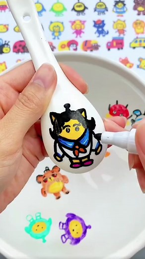 Floating Pen Tricks: Easy Drawing & Tattoo Tips