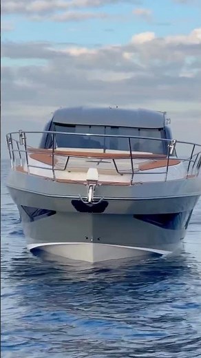 Luxury Yacht in Miami Florida | 2024 Hanover 415 Outboard