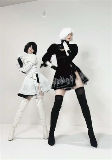 nier posting yay @Lexi🪿 #2b #2p #nier #niercosplay #dance | dancing