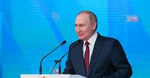 Kremliaus propagandą apie Vladimirą Putiną apnuogino „nematomas“ mikrofonas