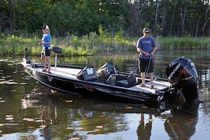2018 Lund 2075 Pro-V Bass Bass Boat Review - BoatDealers.ca