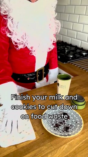 Keep saving high and waste low at Christmas 🎄