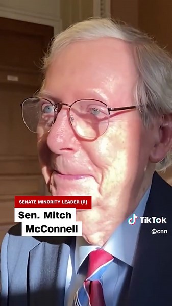 Senate Minority Leader Mitch McConnell told reporters he is “fine” following an earlier incident in which he froze while holding a press conference.#mitchmcconnell #cnn