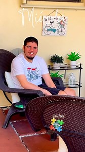 Mis bendiciones 😂 🐕Luna tomando sol y Abdiel 👀 vigilándola 😂😂 | Abdiel Gonzalez