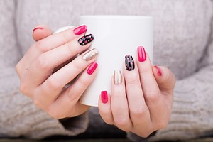 Exactly How to Remove Acrylic Nails at Home, Without Damaging Your Natural Nails