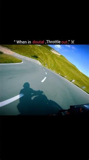 “When in doutal ,Throttle out.” ☠️#insta360 #duke #ktmindia #ktmindia#duke390 #duke250 #duke200#bike