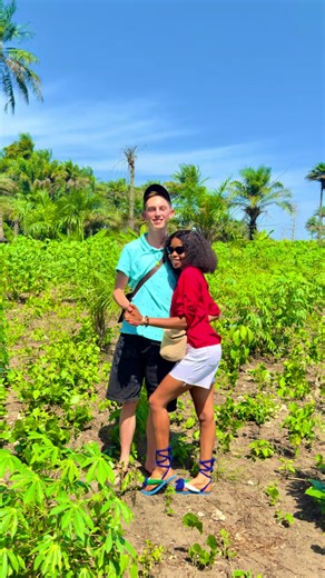 Couch Surfing Adventures in Sierra Leone with Boo