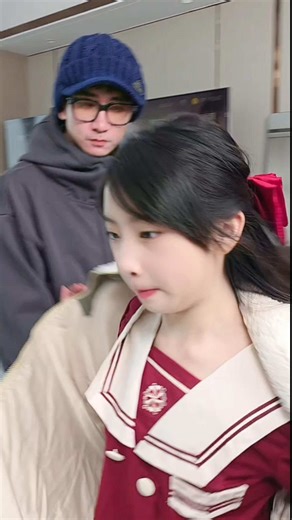 我穿这样不过分吧？Doesn't this outfit look too much for me?#人类幼崽 #骗你生女儿 #萌娃日常 | jk outfit