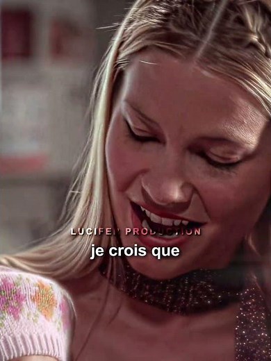 An anti-vaccine woman consults a doctor for a cold (French version) | Dr. House #shorts