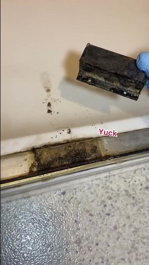 Cleaning up a crime scene with the murderer on scene?