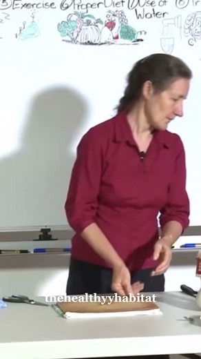 The Power of Castor Oil Compresses . Link in bio for castor oil packs/compresses and more! #castoroil #castoroilbenefits #castoroilpack #castoroilcompress #organic #naturalremedy #homeremedy #oil #healthtips #lifehack #diy #benefits #didyouknow #healthtok #barbaraoneill #thehealthyyhabitat #fyp #fypシ