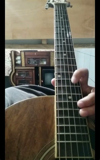 How To Play " Hail to the king " Intro on acoustic guitar ( Preview ) | Avenged