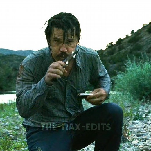 Llewelyn Moss vs. The Pitbull: Intense River Chase and Struggle Scene - No Country for Old Men 🎬🐕