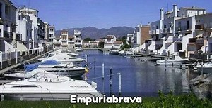 Discover Empuriabrava: Beaches, Watersports, and Skydiving Paradise