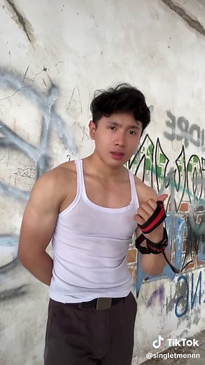 Rekomendasi Kaos Singlet Pria untuk Workout