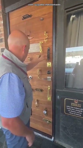 How to enter hidden bar, America's secret handle bar#HiddenBar #SecretEntrance #TravelHacks #USA