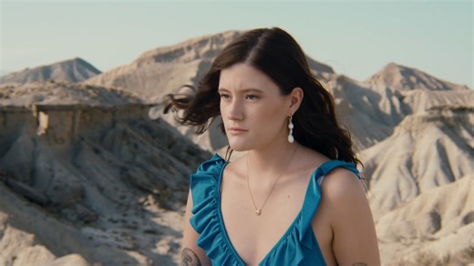 Madeline Juno - Grund genug (Official Music Video)