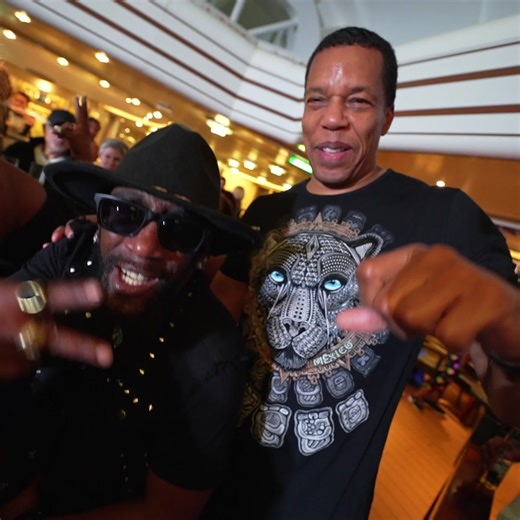 👀👀👀 | Soul Train Cruise