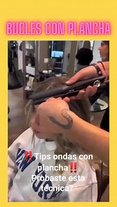 Hoy te enseño cómo crear bucles perfectos con la plancha, de forma rápida, elegante y sin dañar el cabello. En este video vas a ver paso a paso cómo posicionar la plancha, girarla correctamente y deslizarla para lograr ondas suaves, definidas y con movimiento. Este método es ideal para quienes quieren un look pulido, moderno y con acabado profesional sin necesidad de usar rizador. 💁‍♀️✨ Tips incluidos: control de temperatura, secciones correctas y cómo fijar el rizo para que dure más tiempo. ¿T