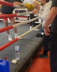 1.2K views · 11 reactions | Roberto Duran Training Young Boxer | Boxing News and Views | Facebook