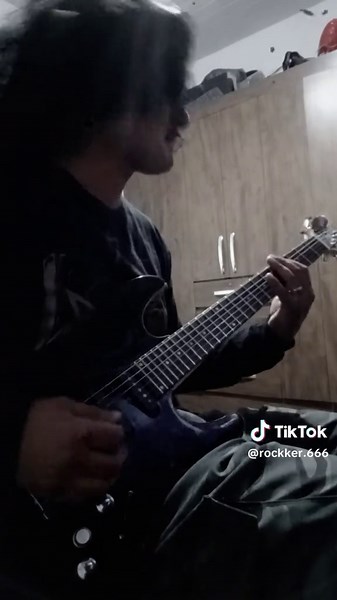 BRING ME THE HORIZON - DOOMED . . . #guitar #blackandwhite #metal #nexgen #youtopia #thatsthespirit #bringmethehorizon #bmth #covers #band #bmth