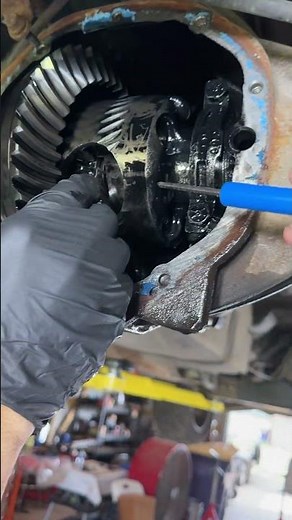 What Are Differential C-Clips? 🤷🏼‍♂️ #shorts