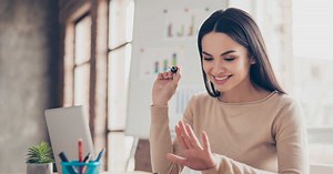 French manucure : l’astuce ultra simple pour la réussir à tous les coups à la maison