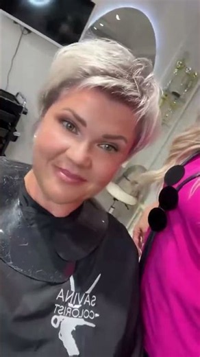 Soft Textured Short Layered Haircut for Women & Voluminous Short Cut