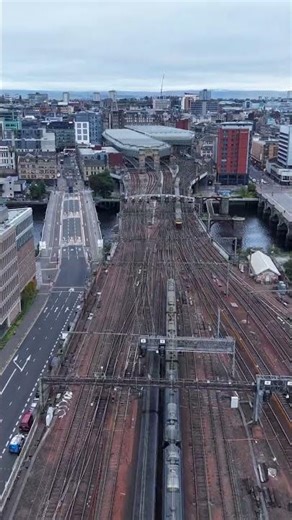 🚂 Epic Drone Hyperlapse Into Glasgow Central Station | Crossing the River Clyde! #trains #drone