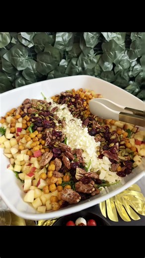 Now this is love 🌺 So grateful for every client who trusts The Marinated Kitchen with their special moments. Every table is made with heart and intention. Te Amo Y De Gratis!! 🌺 #themarinatedkitchen #grazingtable #foodstyling #fyp #latinaownedbusiness