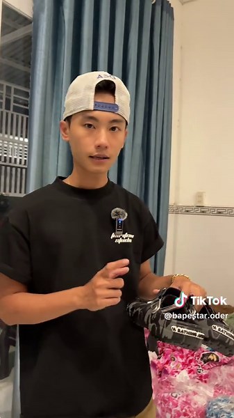 Crocs Bape cứ gọi là đầy nhà #crocs #bape #crocsbape