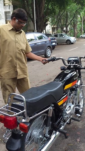 190K views · 10K reactions | Bike lover  Follow  @bhalchandra_auto . . #yamaha #youth #yamaharx100 #bikelovers #twostroke #oldisgold #rapair #garage #reels #trending #instagram # @yamahamotorindia @rx_100_loverzs @yamahaa_rx_100 @yamaha_2_stroke_lovers @punemotorcycleclubofficial | Bhalchandra auto | Facebook