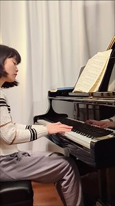 Some pieces I loved as a child remain my favorites 10 years later, like this Chopin e minor Waltz. Decided close to midnight last night to pick this back up after many years, just to make tomorrow's live stream fundraiser concert Together with Classical even more fun 🙃 See you tomorrow (Sunday) 4pm EST! https://www.youtube.com/live/wR1hiLuwRqI?feature=share | Tiffany Poon
